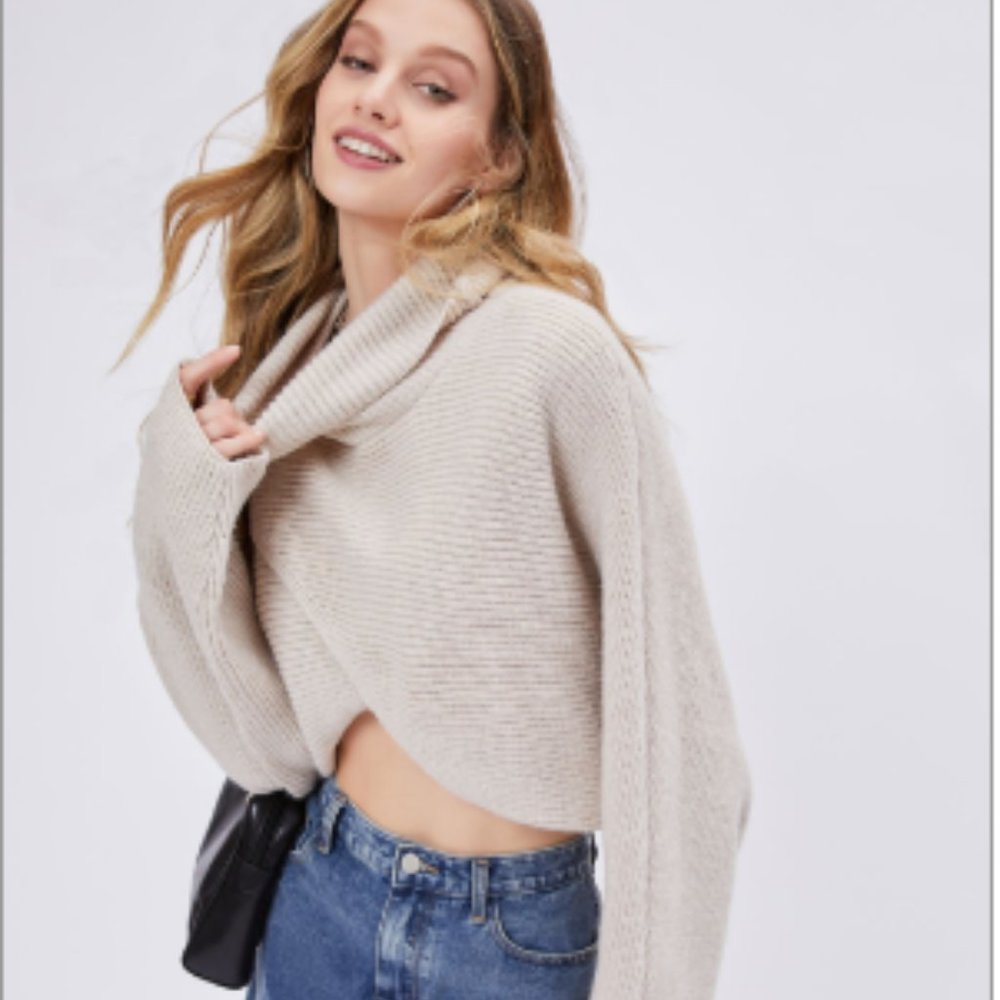 SOLD OUT! NWT Cider bolero sweater